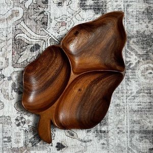 Vintage Wood Leaf Shaped Monkey Pod Bowl Serving or  Snack Tray